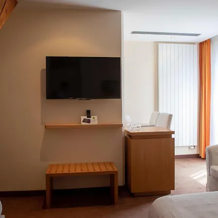 Restaurant Logis Sundgovienne Hotel Carspach